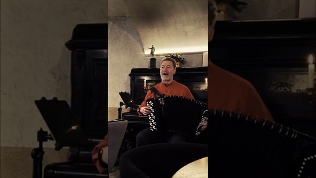 три коня #баянист смотреть онлайн