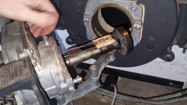 Ремонт дизельного котла, обслуживание, замена форсунки и фильтра. смотреть онлайн