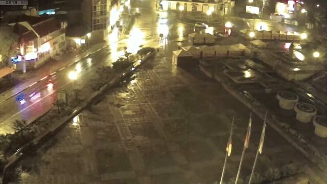 Вебкамера "Площадь Советская". Запись 28.11.2017 22:00:05 смотреть онлайн