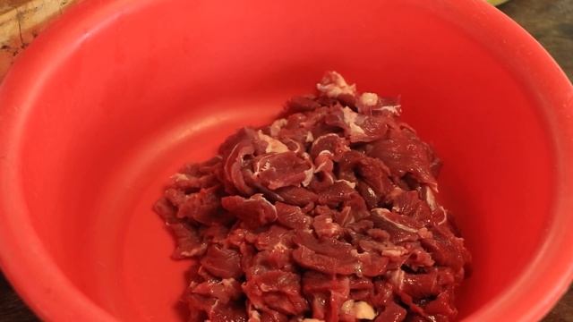 Market show, Beef is so fresh in the morning / Buy beef to make beef steak at home смотреть онлайн