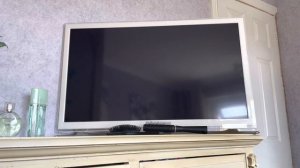 2012 Samsung UE32F4510AK smart TV hands on