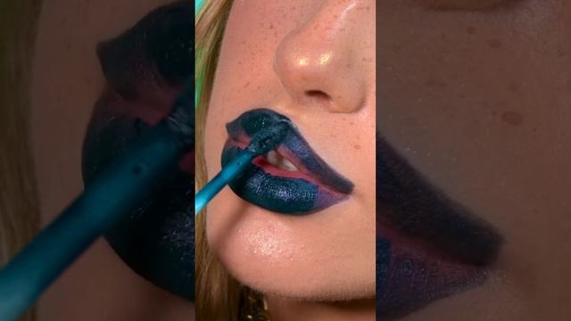 Самый странный макияж губ цвета Агавы! смотреть онлайн