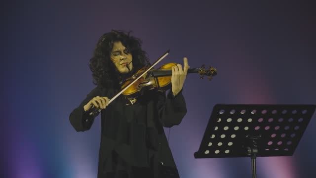 Скрипка - Дудук "Мама" Дуэт Наринэ Нанаян - Виталий Погосян Дудук-бэнд Музыка для сердца смотреть онлайн