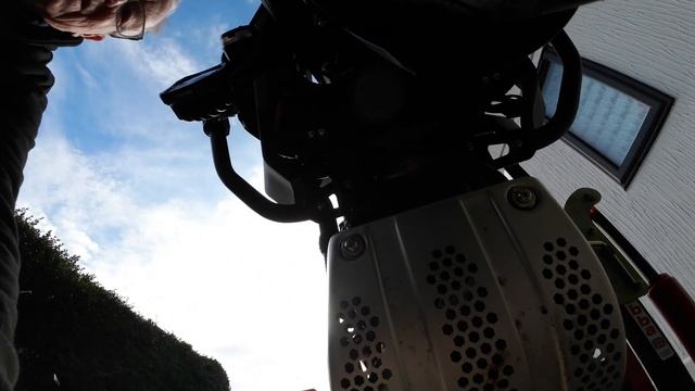 How To Upgrade Your Cf Moto Mt800 Explore With A Stylish Radiator Guard Installation! смотреть онлайн
