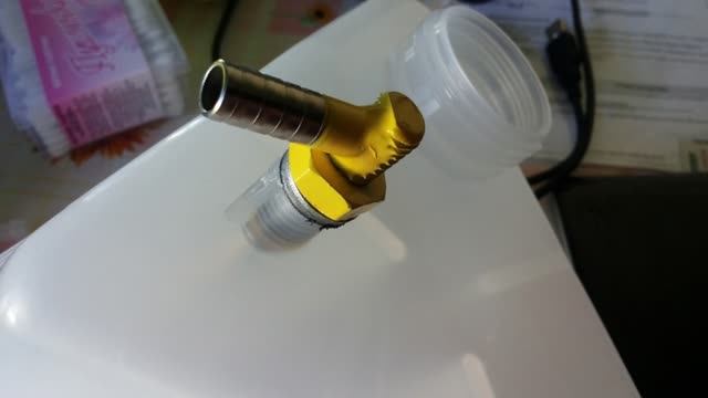 Как воздух попадает в систему охлаждения? Причины завоздушивания.