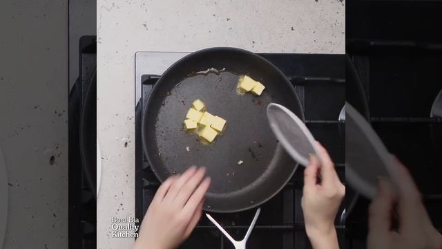 Pan fried Hake with Lemon and Herb Butter Sauce смотреть онлайн