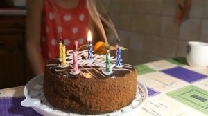 Ты погасила свечи загадала желание...