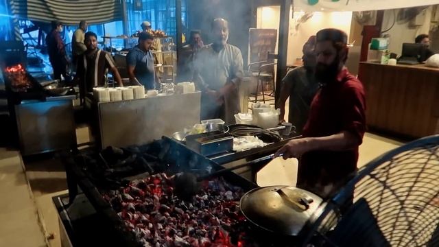 Ambala Kabab House | Spicy BBQ, Koyla Karhai, Crispy Parathay | Pakistani Street Food | Karachi Foo смотреть онлайн