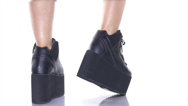 YRU Qozmo Hi Black Platform Sneakers смотреть онлайн
