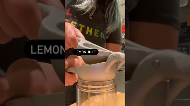 5 Ingredient Salad Dressing - Quick + Healthy Recipes - LA Wellness Coach смотреть онлайн