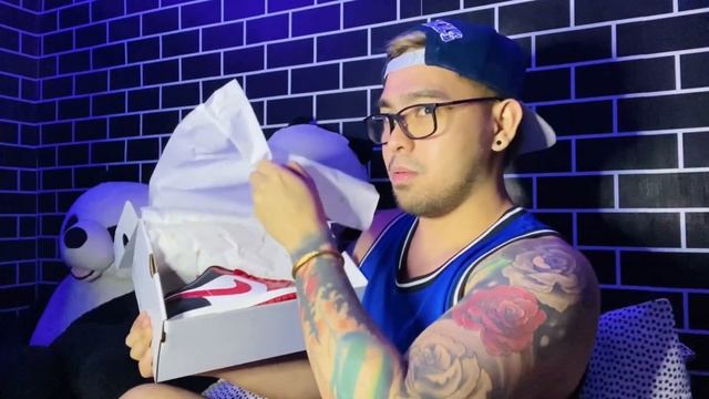 WMNS Air Jordan 1 Low - White/ Gym Red-Black-Sail Unboxing and Review смотреть онлайн