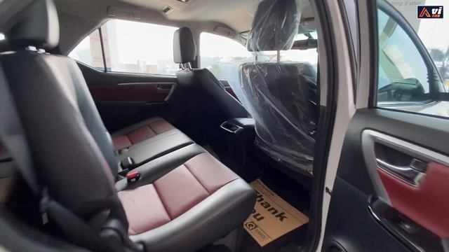 आधे CRORE की ❤️ - Toyota Fortuner Legender 'BASE MODEL' 2024 смотреть онлайн