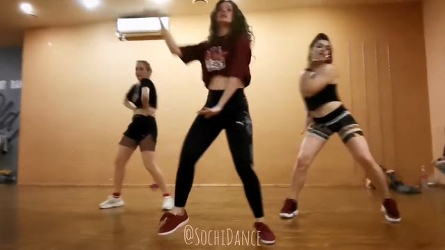 Katerina Troitskaya - dancehall female class in Sochi @Sochidance смотреть онлайн