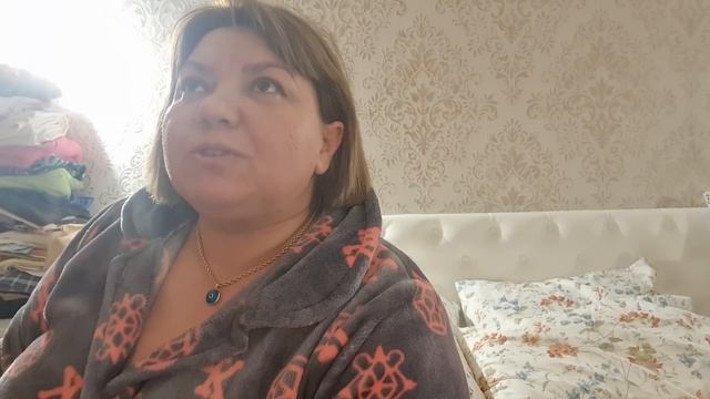Выпила лекарства/вот такой у меня муж .... как он мне иногда выводит из себя смотреть онлайн