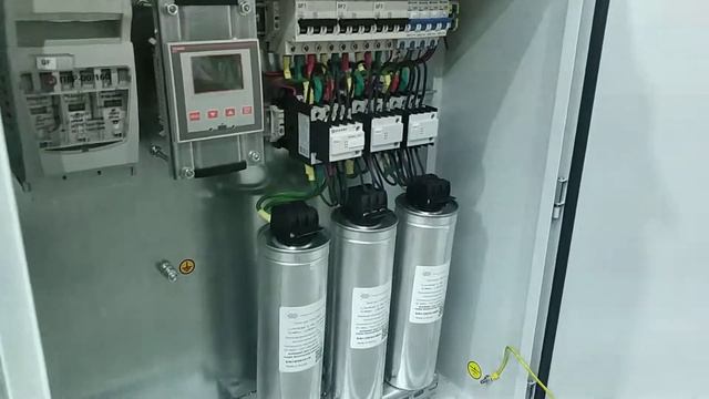 Конденсаторная установка 70 кВАр У1 (наружнее размещение) смотреть онлайн
