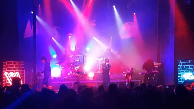 Neon Indian - Polish Girl (live at the Observatory, 2/23/16) смотреть онлайн