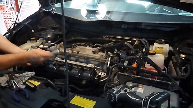 Part 2 - 2016 Prius Engine Swap into 2012 Prius V - Start to Finish смотреть онлайн