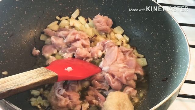 ছয় রোজার স্পেশাল ইফতার || পিজা রোল রেসিপি || Bangladeshi Italy vlogger смотреть онлайн