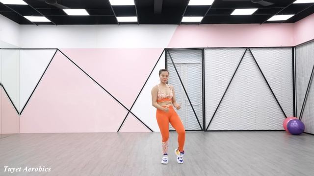 Tuyet Aerobics 221206