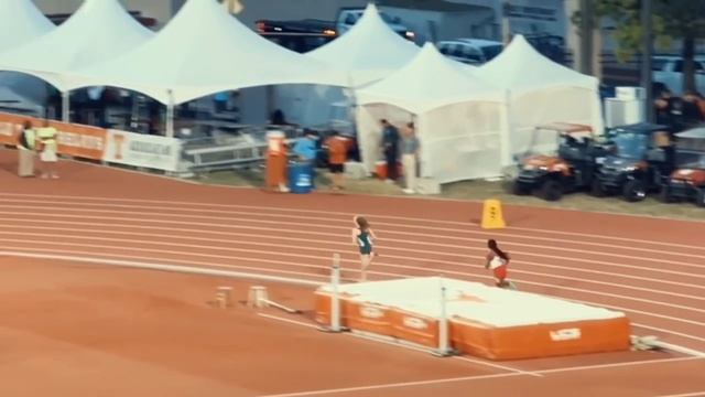 TEXAS RELAYS ft. TARA DAVIS смотреть онлайн