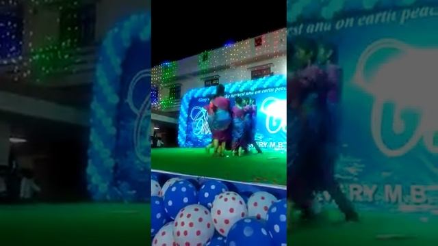 Silvia Christmas Dance смотреть онлайн
