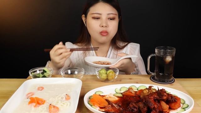 Mukbang)SUB/with Laurie/Cucumber Sliced Leg Meat/ASMR eating sounds смотреть онлайн