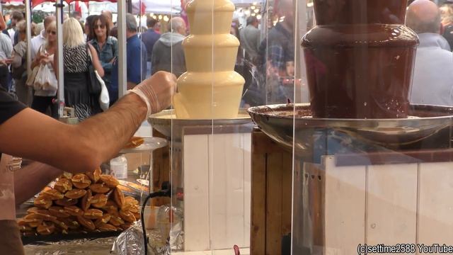 France Street Food. Fountains of Dark Chocolate on Waffle смотреть онлайн