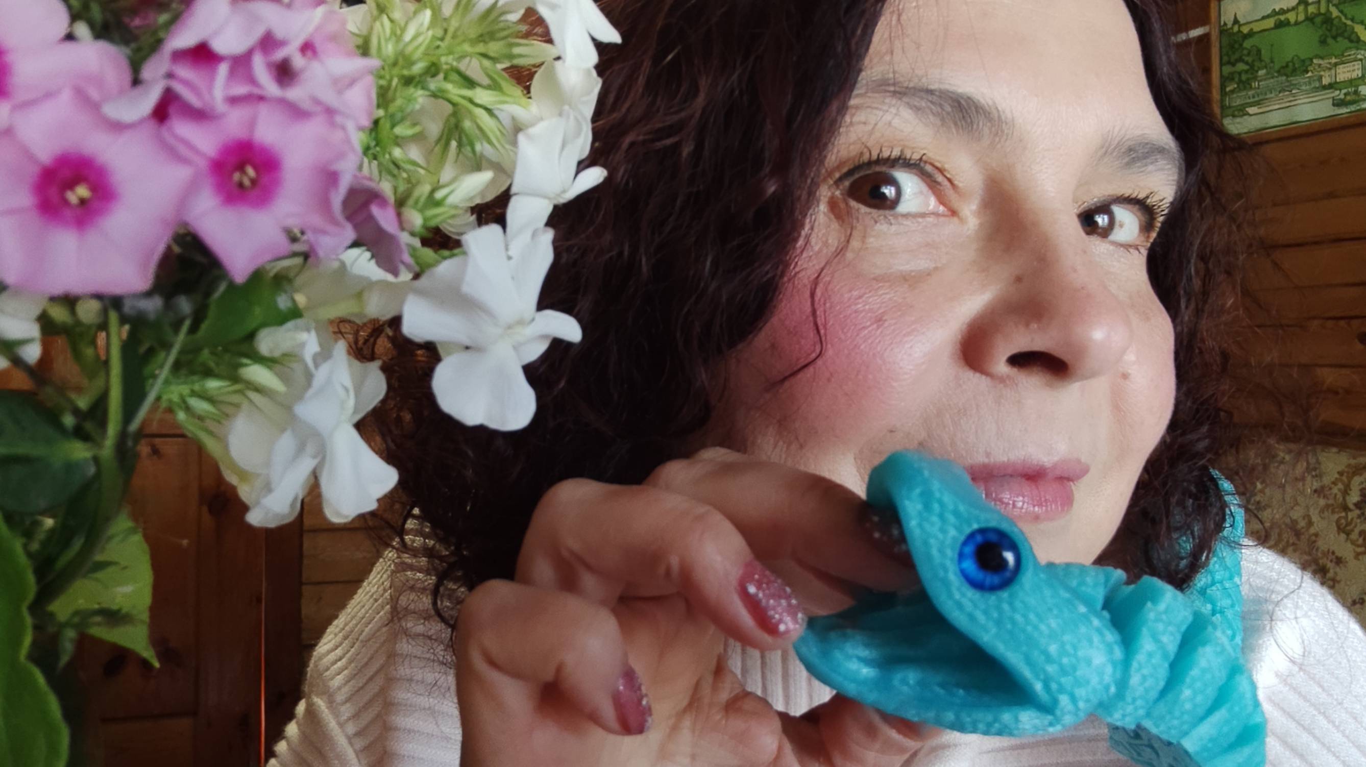 АСМР Новинки, голодные котики, веселый удавчик и символ 2025 года смотреть онлайн