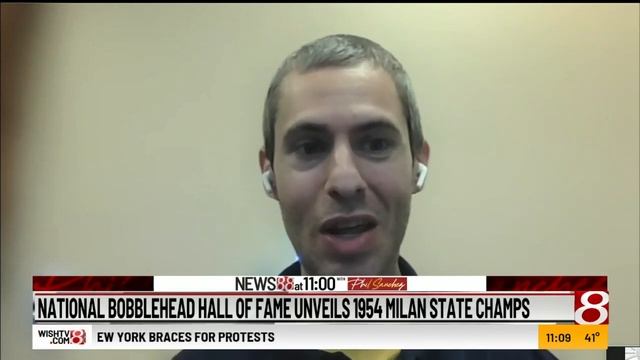 "UnPHILtered": Bobblehead Hall of Fame honors 1954 Milan High School team смотреть онлайн