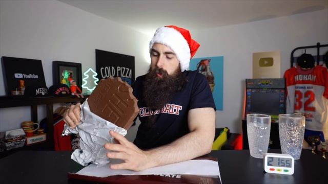 EATING THE WORLD'S BIGGEST HERSHEY'S BAR | 12,000 CALORIES | XMAS SERIES 2020 | BeardMeatsFood смотреть онлайн
