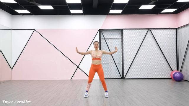Tuyet Aerobics 221126