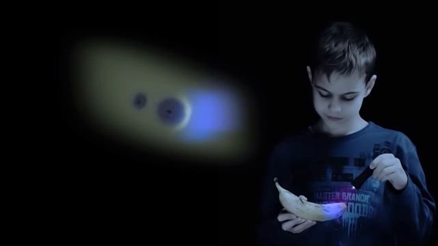 Glowing Chemistry by Thames & Kosmos смотреть онлайн