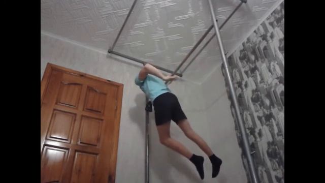 Полотенце на турнике смотреть онлайн