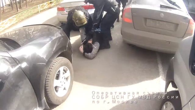 При силовой поддержке СОБР задержаны борсеточники смотреть онлайн