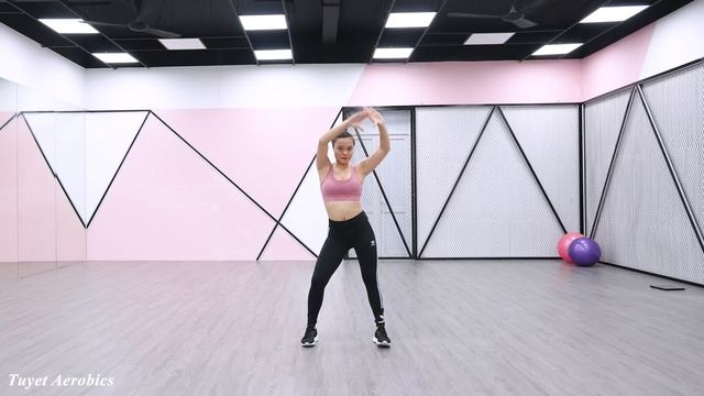 Tuyet Aerobics 221210