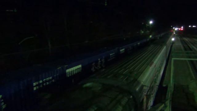 ЭП2К-262 с поездом отправляется из Кеза смотреть онлайн