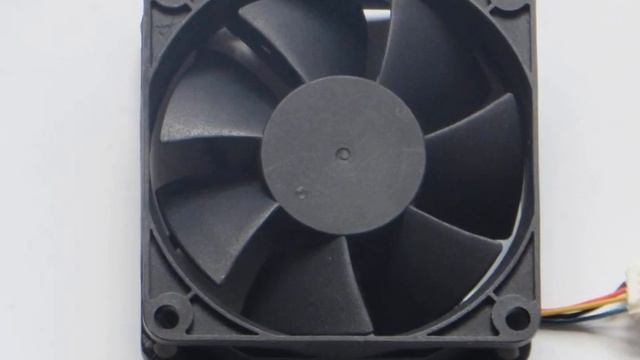 ADDA AD0712DX-A7BGL 12V 0.12A 4wires cooling fan смотреть онлайн