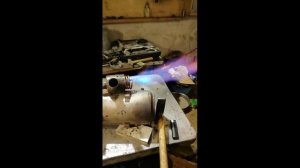 Запорожская печка отапливает гараж.