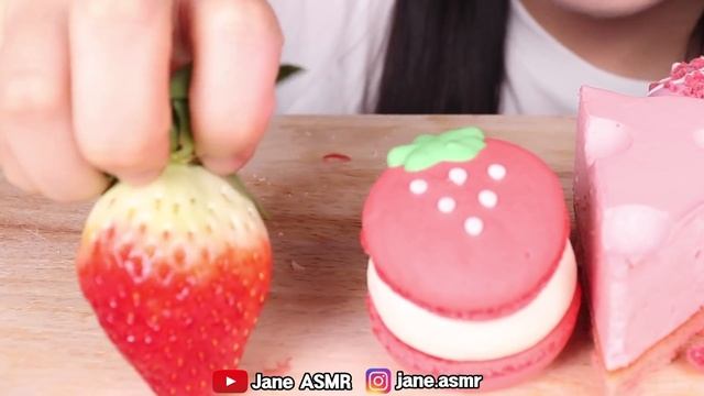ASMR STRAWBERRY PARTY *STRAWBERRY WAFFLE, STRAWBERRY TOAST, CHEESE CAKE 딸기 와플, 샌드위치 먹방 JANE ASMR 제인
