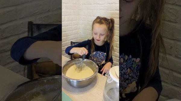 Готовлю завтрак МАМЕ