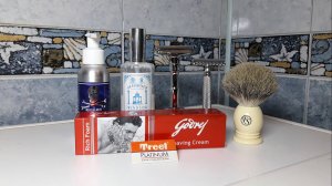 Битва самых агрессивных Т образных станков: Mühle R41 VS Merkur Futur. FS, Godrej cream, D.R. Harris