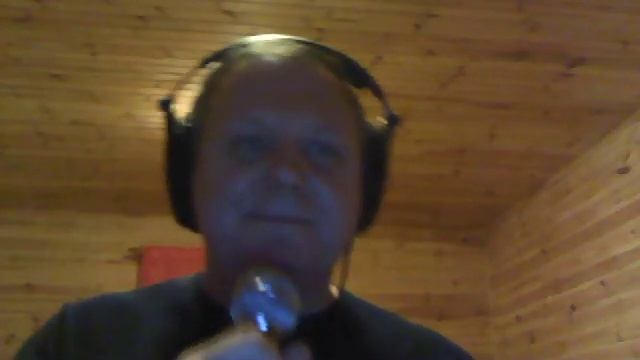Караоке онлайн. Земляне - Земля не спит (b-track.com) смотреть онлайн