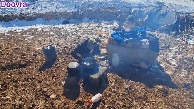 The effects of heavy snowfall on the structure and living conditions of nomadic houses😔 смотреть онлайн