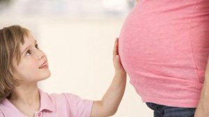 HOMILANING BIRINCHI BOR QIMIRLASHI / ХОМИЛАНИНГ БИРИНЧИ БОР КИМИРЛАШИШИ