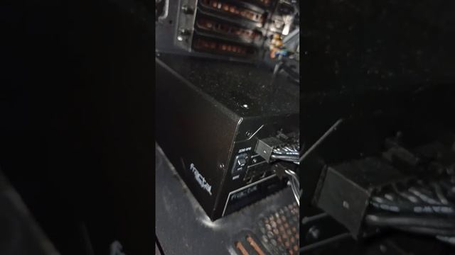 Fractal Design Ion+ 760P Fan noise смотреть онлайн