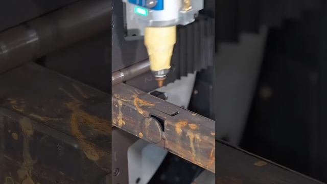 Лазерная резка металла, как это происходит. смотреть онлайн