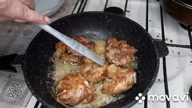 КУРОЧКА В ЧЕСНОЧНОМ СОУСЕ смотреть онлайн