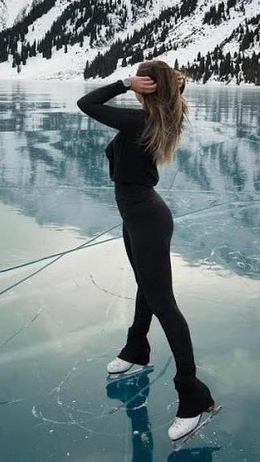 Девушка на коньках смотреть онлайн