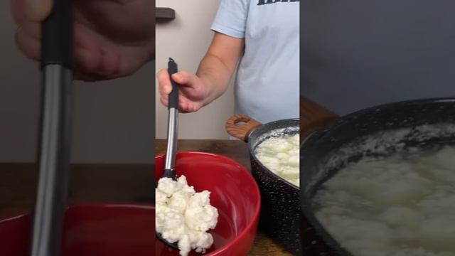 Mozzarella Cheese смотреть онлайн