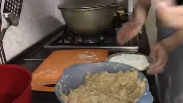 Готовим чизбургер 😋💛 Бургер 🍔 смотреть онлайн
